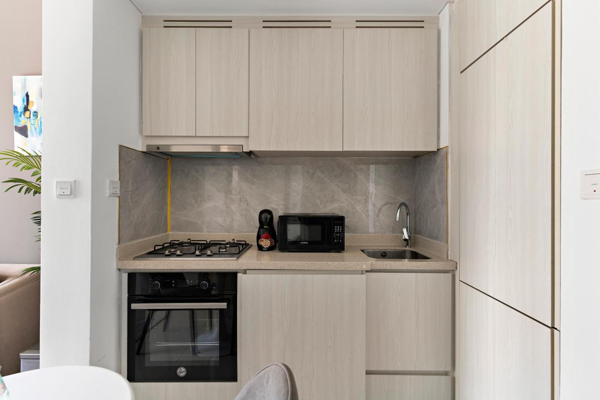 Apartment Stylish 1br In Zada Tower With Pool Views *